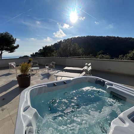 Eze Villa ภายนอก รูปภาพ